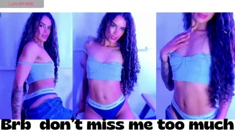 Snapshot of lili_evanss chatting on September 29, 11:15 am lili_evanss online show from September 29, 11:15 am