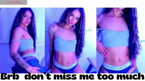 Snapshot of lili_evanss chatting on September 22, 11:19 am lili_evanss online show from September 22, 11:19 am