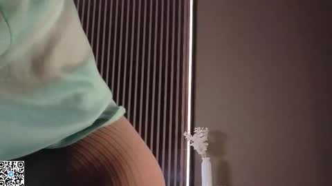 Lilian online show from March 9, 1:09 am