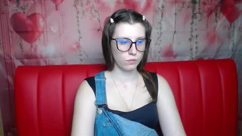 lilianashine online show from February 26, 7:29 am