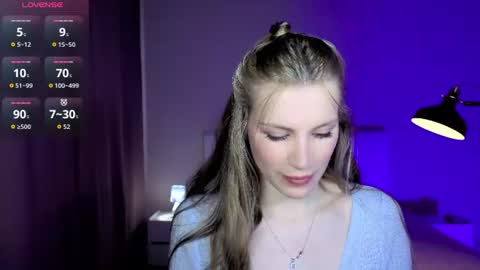 Anna online show from July 6, 10:31 am