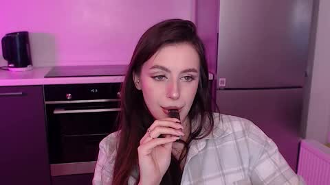 Lilu online show from February 2, 10:09 pm