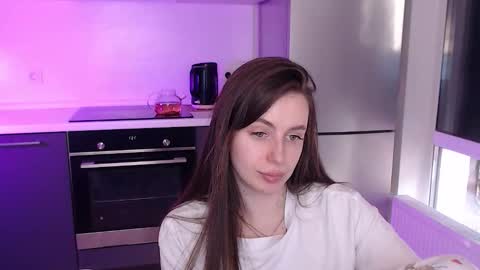 Lilu online show from March 15, 4:58 am