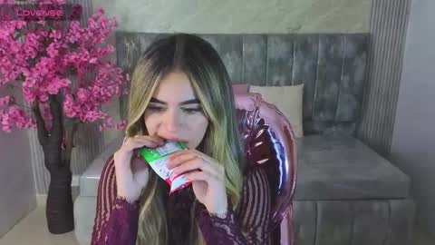 Lilith  online show from November 1, 8:35 pm