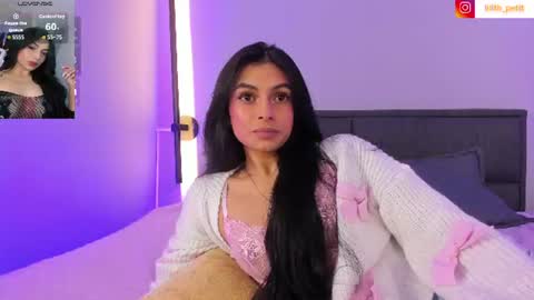 Lili petit  online show from July 9, 2:19 pm