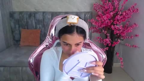 Lilith  online show from January 24, 1:03 pm