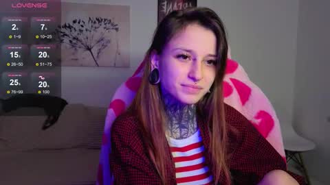Snapshot of lilith_poison chatting on September 24, 5:45 pm lilith_poison online show from September 24, 5:45 pm