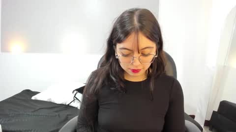 Snapshot of lilith_rose6 chatting on September 16, 2:14 pm Lilith online show from September 16, 2:14 pm