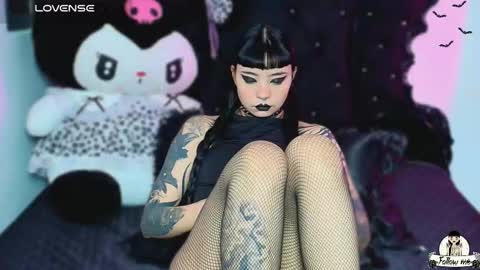   online show from January 14, 9:53 pm