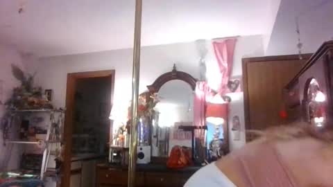 Lilithohfish online show from February 18, 5:56 pm