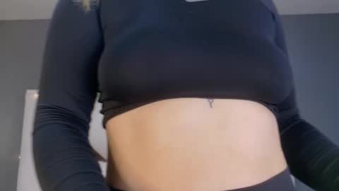 Snapshot of lilithsmith__ chatting on October 13, 11:35 am L I L I T H online show from October 13, 11:35 am