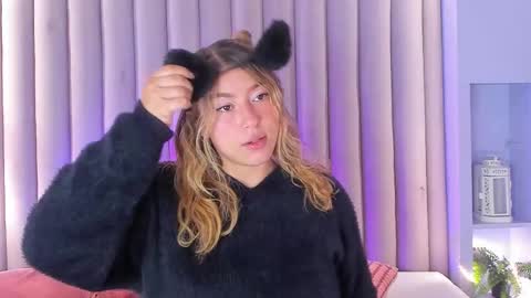 Snapshot of lilithsmith__ chatting on October 6, 11:38 am L I L I T H online show from October 6, 11:38 am