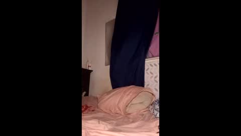 liliththemony online show from March 19, 9:35 am