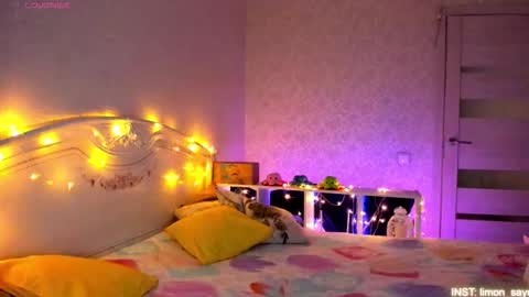 LilliMoore online show from March 3, 11:11 pm