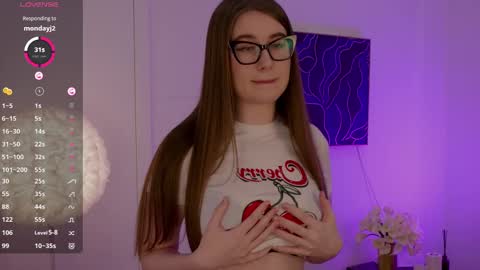 Lilly Colins online show from March 1, 3:38 pm