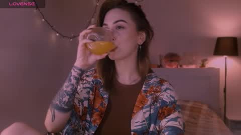 LillyFarey online show from October 10, 5:18 pm