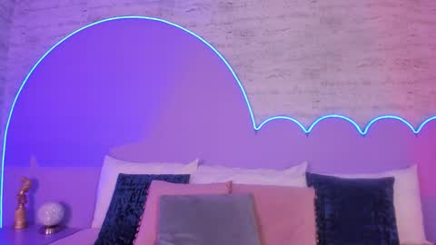 Lilou online show from September 17, 12:03 pm