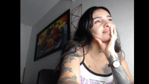 lil palacio online show from February 1, 3:52 am