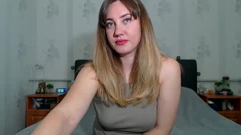 lilu_cute25 online show from April 8, 11:01 am