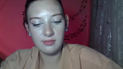 lily_ember online show from October 17, 7:39 pm