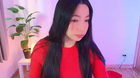 just lily online show from June 19, 9:18 pm