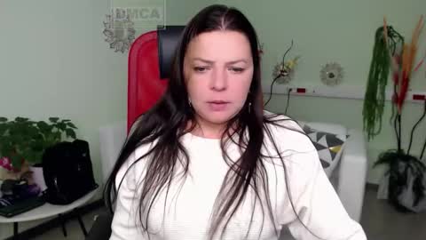 Lily online show from September 24, 8:35 am