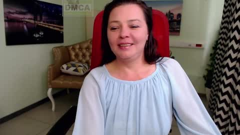 Lily online show from May 9, 7:54 am