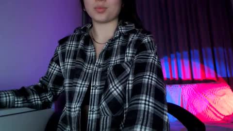 Lily Litle online show from November 30, 8:02 pm