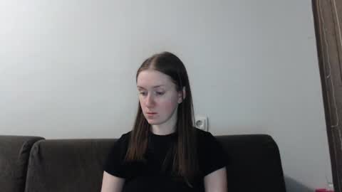 lily_love_x online show from April 2, 12:19 am