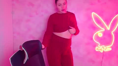 Lily online show from January 16, 6:31 am