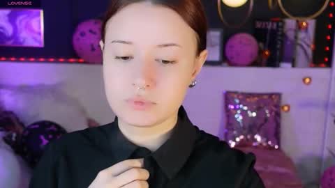 Lily online show from February 11, 7:10 am