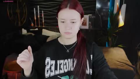 Lily online show from March 3, 7:03 am