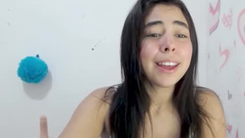 Lily Roberts online show from November 9, 2:07 am