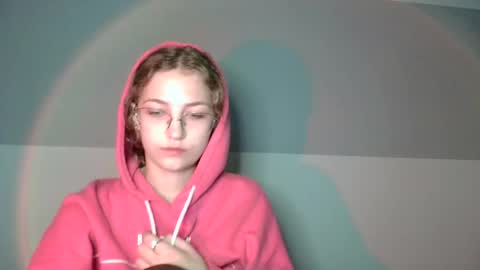 small lily online show from September 30, 7:14 am