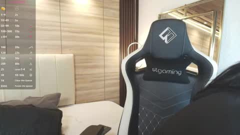 lily_waist online show from February 4, 11:24 am