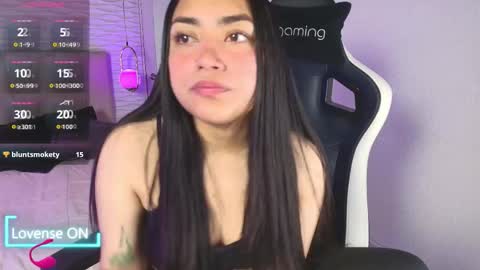 Snapshot of lily_waist chatting on October 17, 11:46 am lily_waist online show from October 17, 11:46 am