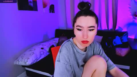 LILY online show from November 8, 9:58 am