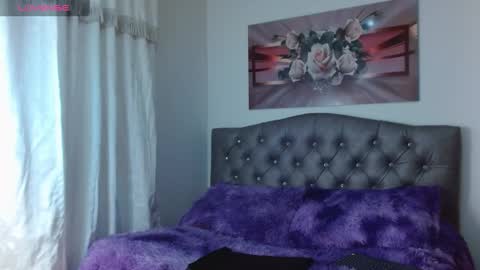 lilyfox23 online show from February 17, 12:27 pm