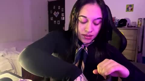 Lily online show from June 2, 11:06 pm