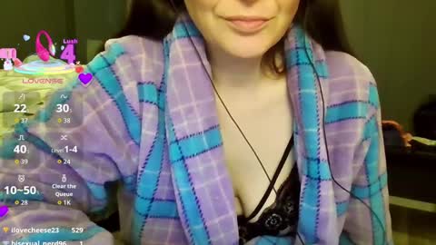 Snapshot of lilypad1981 chatting on October 3, 2:38 am lilypad1981 online show from October 3, 2:38 am