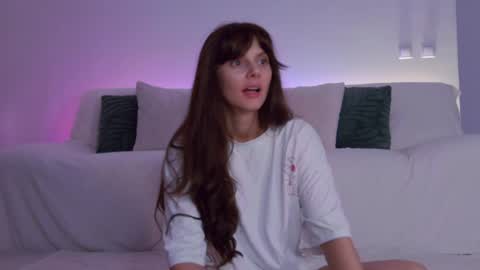 Lily online show from April 15, 8:09 pm