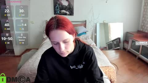 Hi Im Lily online show from April 4, 1:32 pm