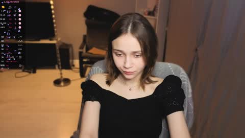 Scarlet online show from March 17, 1:20 am