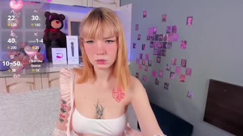 Lina blueeyed    GMT3 1100-1700 Mon Wed Thu Sat Sun online show from March 2, 8:16 am