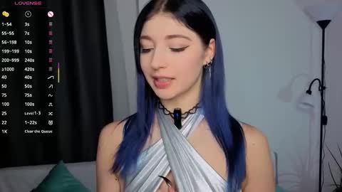 Lina online show from October 17, 2:53 pm