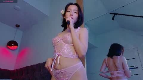 Lina online show from June 17, 5:31 am