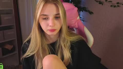 LINA online show from March 31, 1:16 am