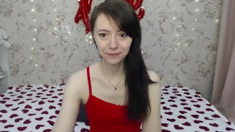 Snapshot of lina_rouge_ chatting on February 23, 4:01 am Lina Rouge online show from February 23, 4:01 am