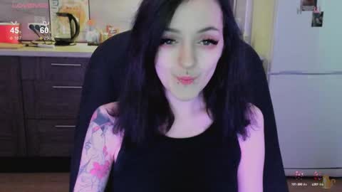 Snapshot of lina_tyaan chatting on October 6, 7:25 am Lina 3 1715622743 online show from October 6, 7:25 am