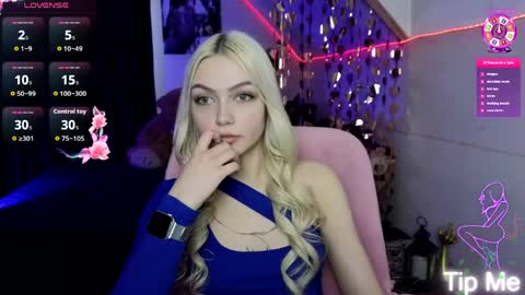 I am Lina online show from April 20, 10:07 am